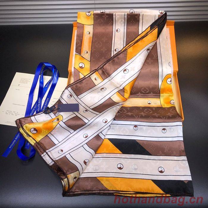 Louis Vuitton Scarf LVS00177